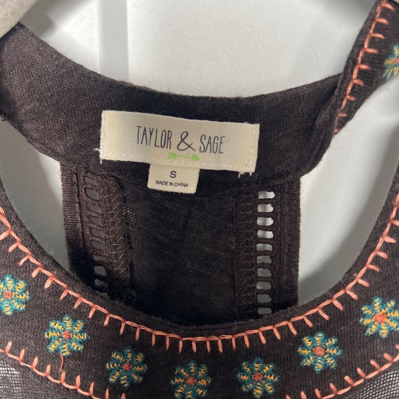 Taylor & Sage Boho Embroidered Halter Tank Women’s Size Small - Picture 3 of 6